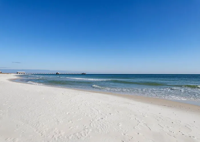 Luxurious Beachfront W Incredible Gulf View & Shared Pool Hot Tub Holiday home