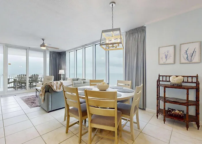 Holiday home Luxurious Beachfront W Incredible Gulf View & Shared Pool Hot Tub