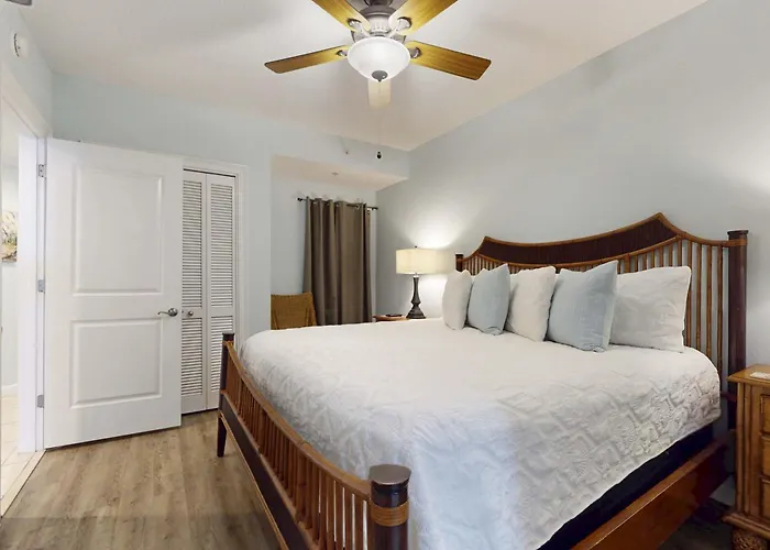 Holiday home Luxurious Beachfront W Incredible Gulf View & Shared Pool Hot Tub